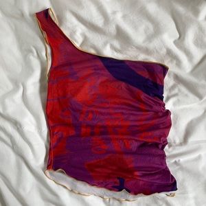 Asymmetrical one shoulder top